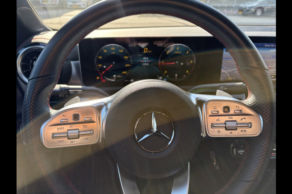 Mercedes-Benz CLA-Klasse Shooting Brake 180 d Business Solution AMG DAB Camera Stoelverwarming
