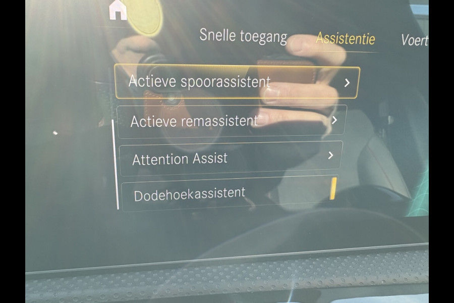 Mercedes-Benz CLA-Klasse Shooting Brake 180 d Business Solution AMG DAB Camera Stoelverwarming