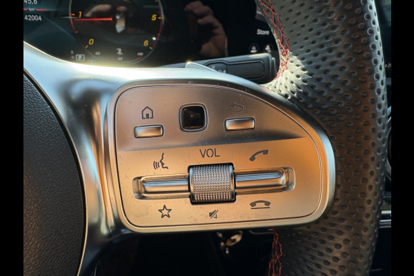 Mercedes-Benz CLA-Klasse Shooting Brake 180 d Business Solution AMG DAB Camera Stoelverwarming