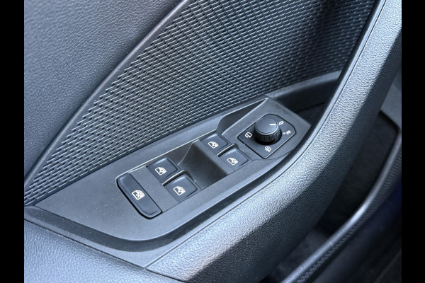 Škoda Octavia Combi 1.0 TSI Sport Business | Apple Carplay | Stoelverwarming | Trekhaak