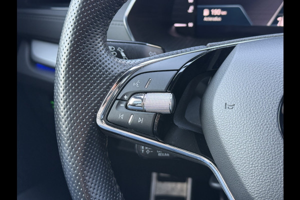 Škoda Octavia Combi 1.0 TSI Sport Business | Apple Carplay | Stoelverwarming | Trekhaak