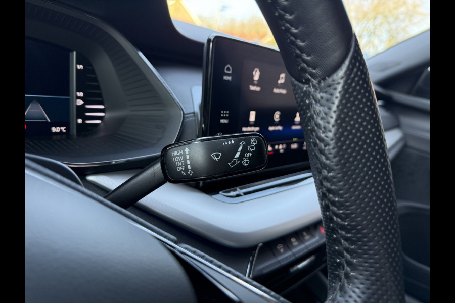 Škoda Octavia Combi 1.0 TSI Sport Business | Apple Carplay | Stoelverwarming | Trekhaak