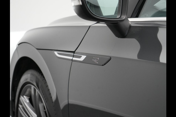 Volkswagen Arteon 1.4 TSI eHybrid R-Line Plug In Hybrid 218pk Dealer O.H. PHEV | Lederen Sportstoelen Memory & Massage | Adaptive Cruise | Camera | Matrix LED | Apple Caplay | Voorstoelen Verwarmd | Blis | Virtual | Navigatie | DAB |