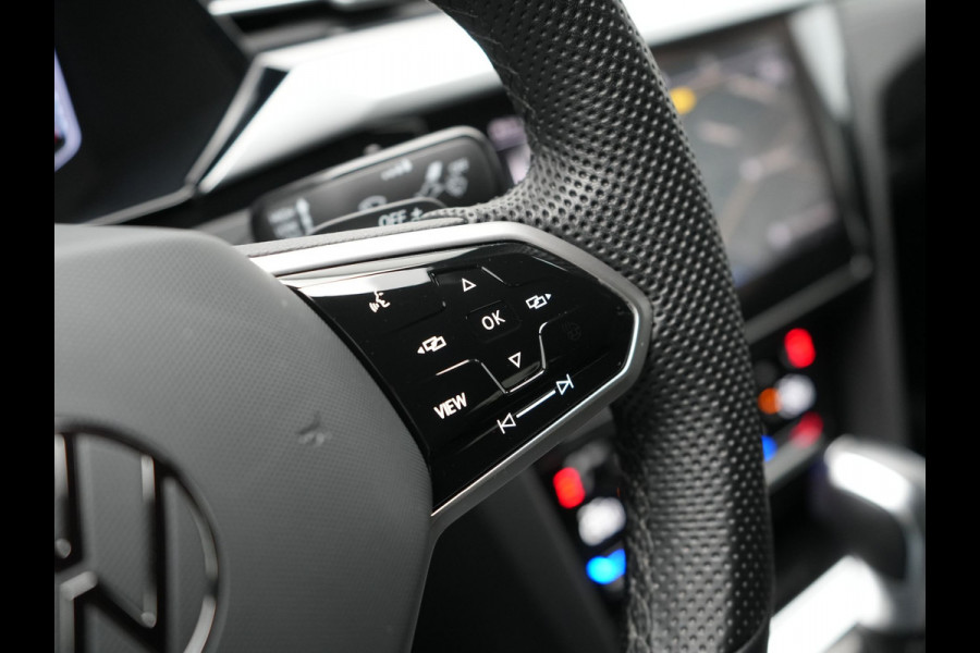 Volkswagen Arteon 1.4 TSI eHybrid R-Line Plug In Hybrid 218pk Dealer O.H. PHEV | Lederen Sportstoelen Memory & Massage | Adaptive Cruise | Camera | Matrix LED | Apple Caplay | Voorstoelen Verwarmd | Blis | Virtual | Navigatie | DAB |