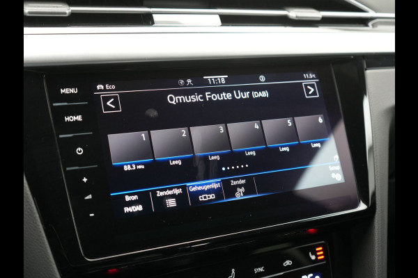 Volkswagen Arteon 1.4 TSI eHybrid R-Line Plug In Hybrid 218pk Dealer O.H. PHEV | Lederen Sportstoelen Memory & Massage | Adaptive Cruise | Camera | Matrix LED | Apple Caplay | Voorstoelen Verwarmd | Blis | Virtual | Navigatie | DAB |