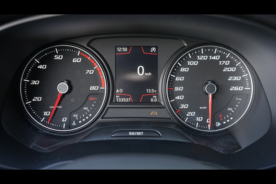 Seat Leon 1.5 TSI FR AMBIANCE-BEATS-CARPLAY-CLIMA-CRUISE-DAB-KEYLESS-MODE-NAVIGATIE