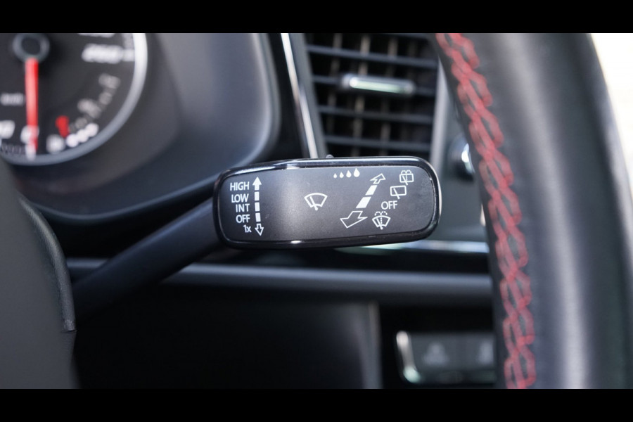 Seat Leon 1.5 TSI FR AMBIANCE-BEATS-CARPLAY-CLIMA-CRUISE-DAB-KEYLESS-MODE-NAVIGATIE
