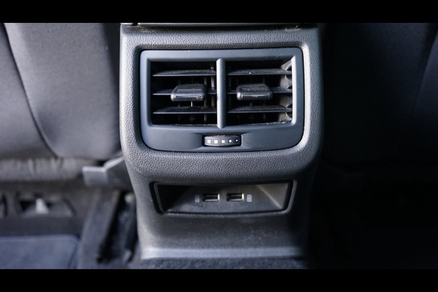 Seat Leon 1.5 TSI FR AMBIANCE-BEATS-CARPLAY-CLIMA-CRUISE-DAB-KEYLESS-MODE-NAVIGATIE