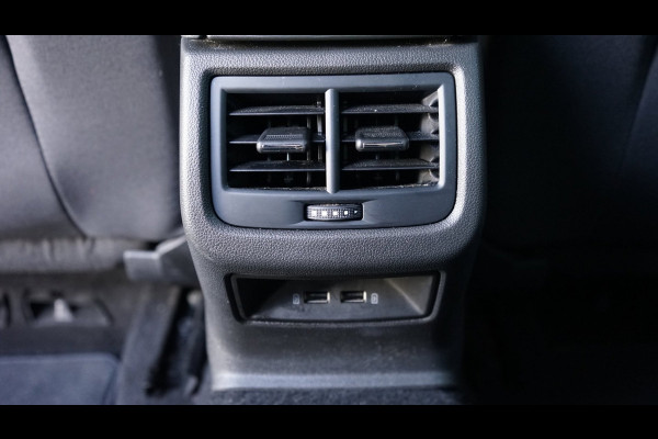 Seat Leon 1.5 TSI FR AMBIANCE-BEATS-CARPLAY-CLIMA-CRUISE-DAB-KEYLESS-MODE-NAVIGATIE