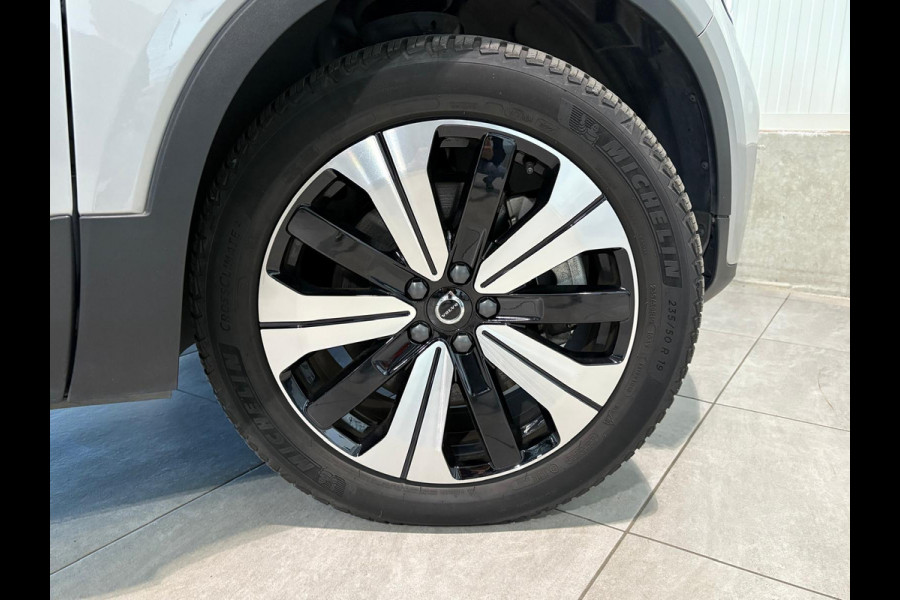 Volvo XC40 T5 Aut. Plug-in Hybrid Ultimate Dark ACC Leder Panoramadak 262pk