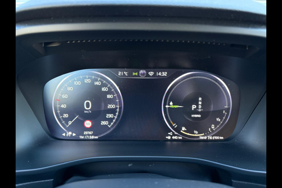 Volvo XC40 T5 Aut. Plug-in Hybrid Ultimate Dark ACC Leder Panoramadak 262pk