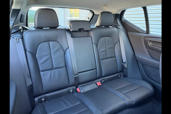 Volvo XC40 T5 Aut. Plug-in Hybrid Ultimate Dark ACC Leder Panoramadak 262pk