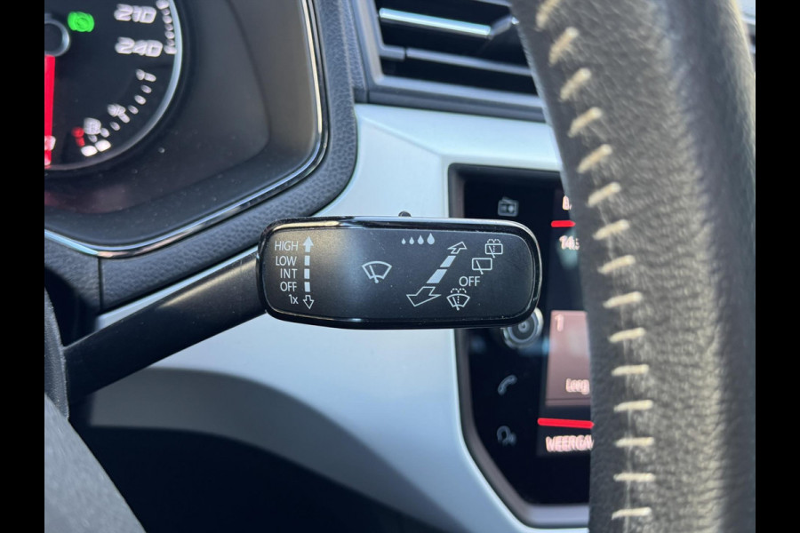 Seat Arona 1.0 TSI DSG-7 Xcellence Launch Edition | Eerste eigenaar, Trekhaak, Stoelverwarming, LED, DAB, Parkeersensoren, CarPlay