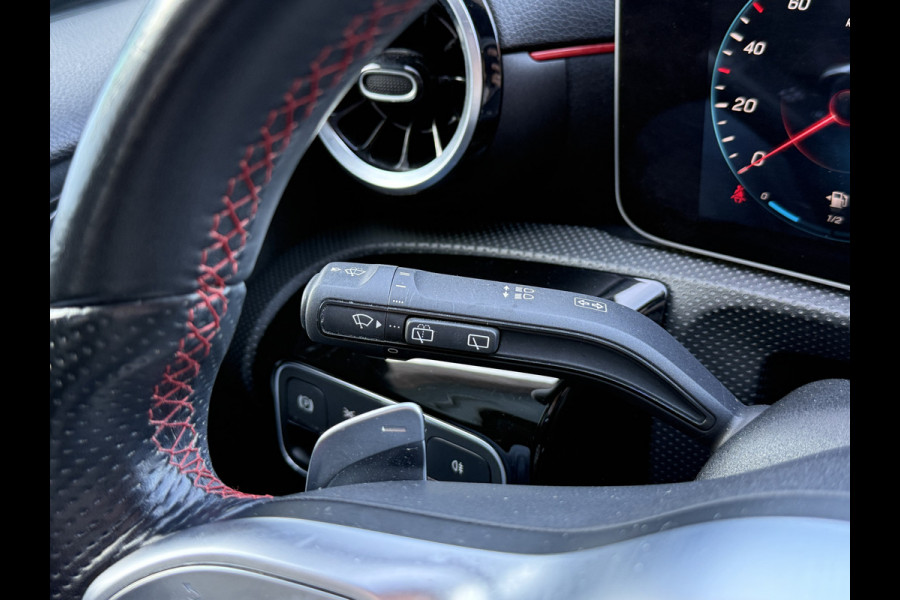 Mercedes-Benz A-Klasse 180 Business Solution AMG Night Upgrade | Panoramadak | Stoelverwarming