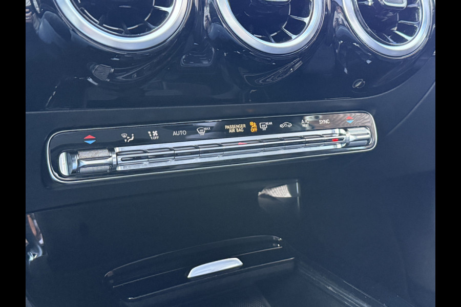 Mercedes-Benz A-Klasse 180 Business Solution AMG Night Upgrade | Panoramadak | Stoelverwarming