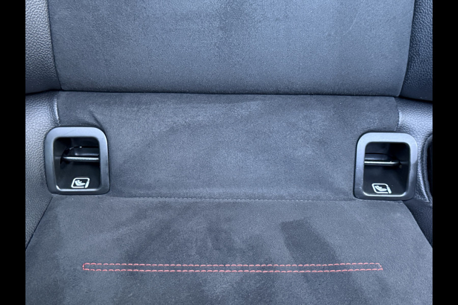 Mercedes-Benz A-Klasse 180 Business Solution AMG Night Upgrade | Panoramadak | Stoelverwarming