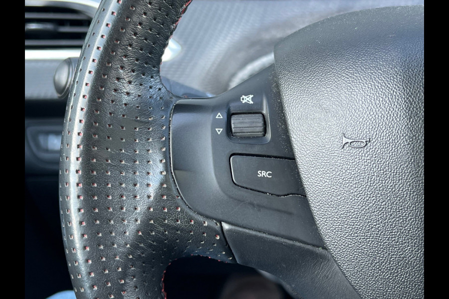 Peugeot 2008 BWJ 2018 | 1.2I 111PK GT-line | PANO DAK | TREKHAAK | LEDER/STOF SPORTSTOELEN | CAMERA A | CLIMA | NAVI |