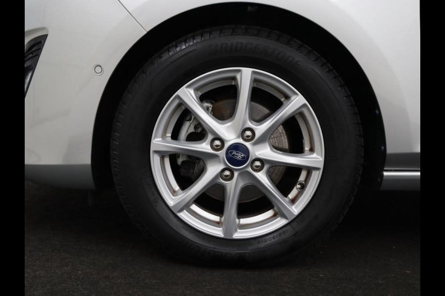 Ford Fiesta 1.0 EcoBoost Titanium | Automaat | 1e eigenaar | Stoelverwarming | Adaptive cruise | Camera | Carplay | Navigatie | Dodehoek detectie | Stuurverwarming | Full LED | Park Assist