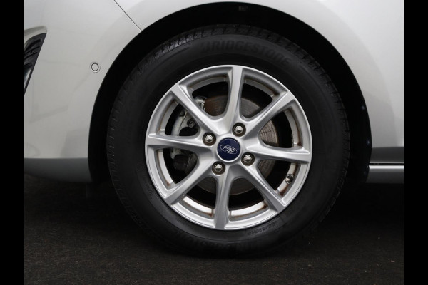 Ford Fiesta 1.0 EcoBoost Titanium | Automaat | 1e eigenaar | Stoelverwarming | Adaptive cruise | Camera | Carplay | Navigatie | Dodehoek detectie | Stuurverwarming | Full LED | Park Assist