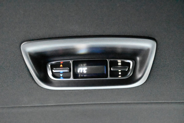 Mercedes-Benz V-Klasse 300d 4-Matic AMG L3 XL Incl BPM en BTW 8 zitplaatsen