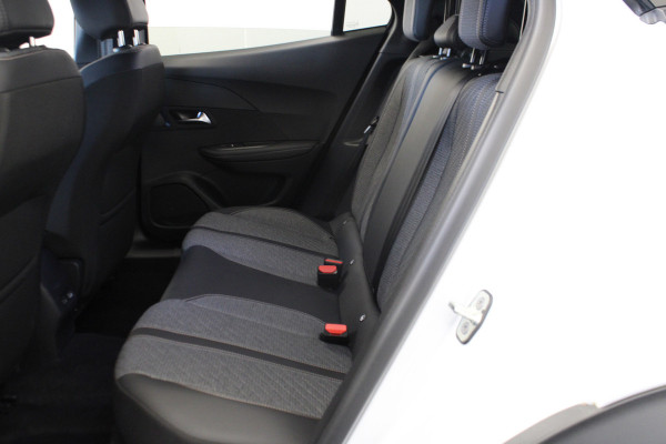 Peugeot 2008 1.2 PureTech 130 Allure |Stoelverw.|Camera|Navi| *Pasen Geopend!*