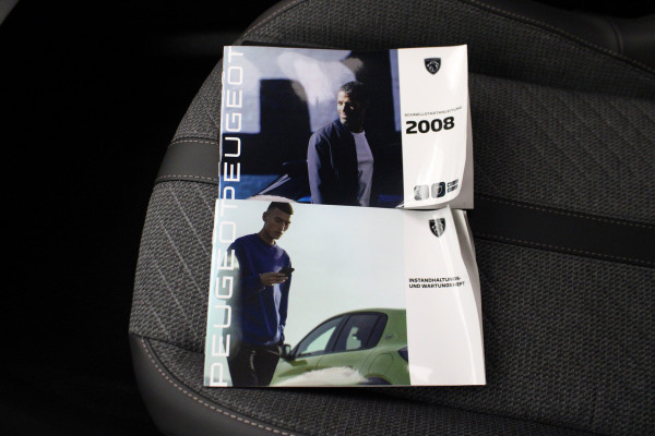 Peugeot 2008 1.2 PureTech 130 Allure |Stoelverw.|Camera|Navi| *Pasen Geopend!*