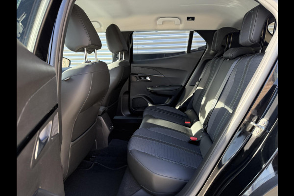 Peugeot 2008 1.2 PureTech Blue Lease Allure 1e Eigenaar|Navi|Camera|D-riem v v in 2025|Clima|Cruise|Stoelverwarming|N.A.P|APK tot 02-2027