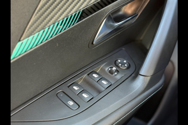 Peugeot 2008 1.2 PureTech Blue Lease Allure 1e Eigenaar|Navi|Camera|D-riem v v in 2025|Clima|Cruise|Stoelverwarming|N.A.P|APK tot 02-2027