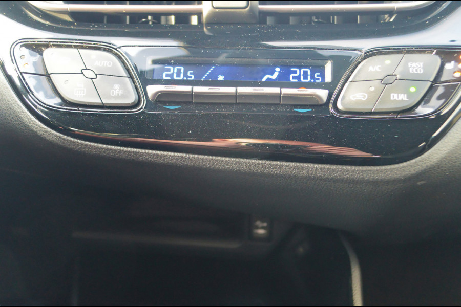 Toyota C-HR 1.8 Hybrid Style | Verwarmde stoelen (voor)| Navigatie+ camera