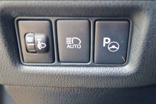 Toyota C-HR 1.8 Hybrid Style | Verwarmde stoelen (voor)| Navigatie+ camera