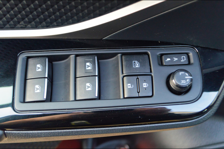 Toyota C-HR 1.8 Hybrid Style | Verwarmde stoelen (voor)| Navigatie+ camera