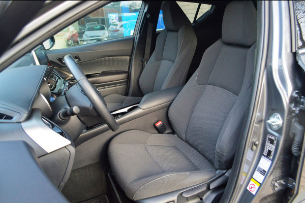 Toyota C-HR 1.8 Hybrid Style | Verwarmde stoelen (voor)| Navigatie+ camera