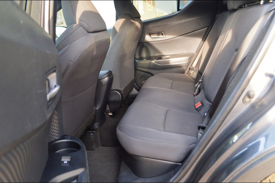 Toyota C-HR 1.8 Hybrid Style | Verwarmde stoelen (voor)| Navigatie+ camera