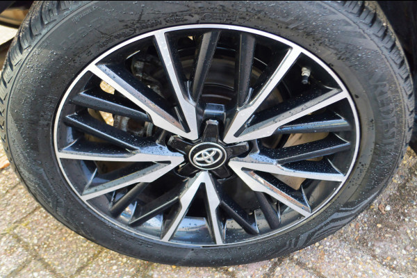 Toyota C-HR 1.8 Hybrid Style | Verwarmde stoelen (voor)| Navigatie+ camera