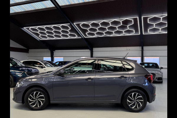 Volkswagen Polo 1.0 TSI Life CarPlay Camera LED