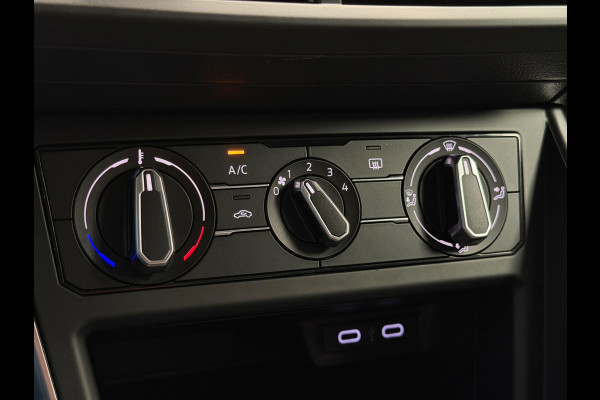 Volkswagen Polo 1.0 TSI Life CarPlay Camera LED