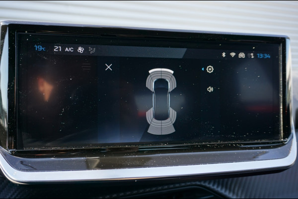 Peugeot 2008 131PK Allure AUTOM. | TREKHAAK | EL. CLIMATE | SENSOREN