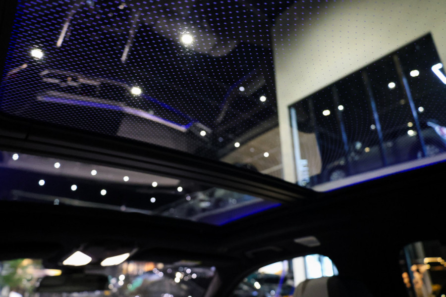 BMW X5 M Competition | VOL! | B&W | MASSAGE | HUD | SKYLOUNGE | STAGE 2 | 360 | REAR ENTERTAINMENT ELEK TREKHAAK | MEMORY | KEYLESS |