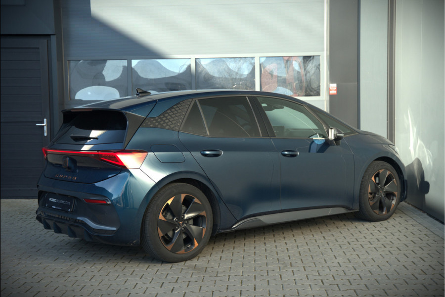CUPRA Born Adrenaline One 62 kWh | Stuurverwarming | Stoelverwarming | Camera | Adaptive Cruise Control | Navigatie | Keyless | Parkeersensoren | LED | Apple Carplay | NAP |