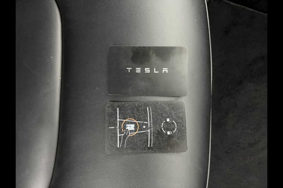 Tesla Model 3 Standard RWD Plus 60 kWh [ 3-Fase-11kW ] {SOH-92%} (INCL-BTW) Aut. *PANO | AUTOPILOT | LEATHER | KEYLESS | FULL-LED | MEMORY-PACK | TOPVIEW | DAB | CARPLAY | DIGI-COCKPIT | LANE-ASSIST | COMFORTSEATS | 19"ALU*