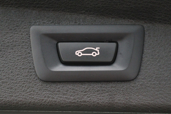 BMW X2 xDrive25e Business Edition Plus M-Kuipstoelen, Head-Up, Leer, Cruise, LED, Bluetooth, Navigatie, PDC, 19''