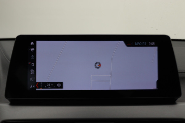 BMW X2 xDrive25e Business Edition Plus M-Kuipstoelen, Head-Up, Leer, Cruise, LED, Bluetooth, Navigatie, PDC, 19''