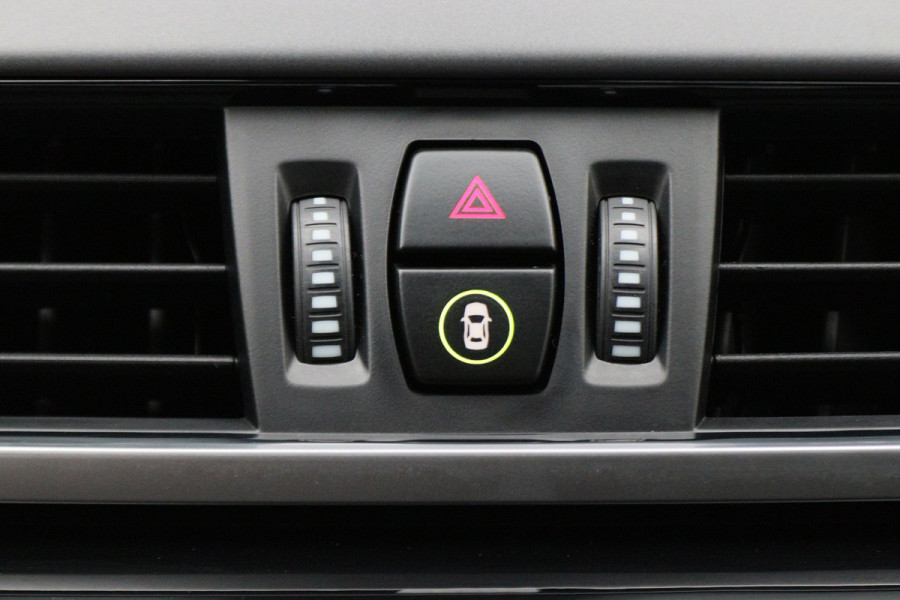 BMW X2 xDrive25e Business Edition Plus M-Kuipstoelen, Head-Up, Leer, Cruise, LED, Bluetooth, Navigatie, PDC, 19''