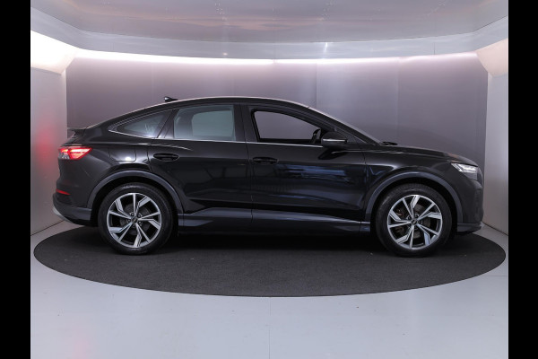 Audi Q4 Sportback e-tron 40 Advanced edition 77 kWh 204 pk | SoH 96% | Navigatie | Parkeersensoren achter | Matrix LED koplampen | Stoelverwarming |