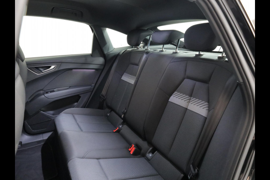 Audi Q4 Sportback e-tron 40 Advanced edition 77 kWh 204 pk | SoH 96% | Navigatie | Parkeersensoren achter | Matrix LED koplampen | Stoelverwarming |