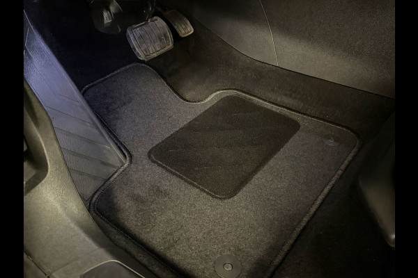 Peugeot 5008 1.2 PureTech Allure*Automaat*Leder*Electr-Klep*Cruise-Control*Xenon*