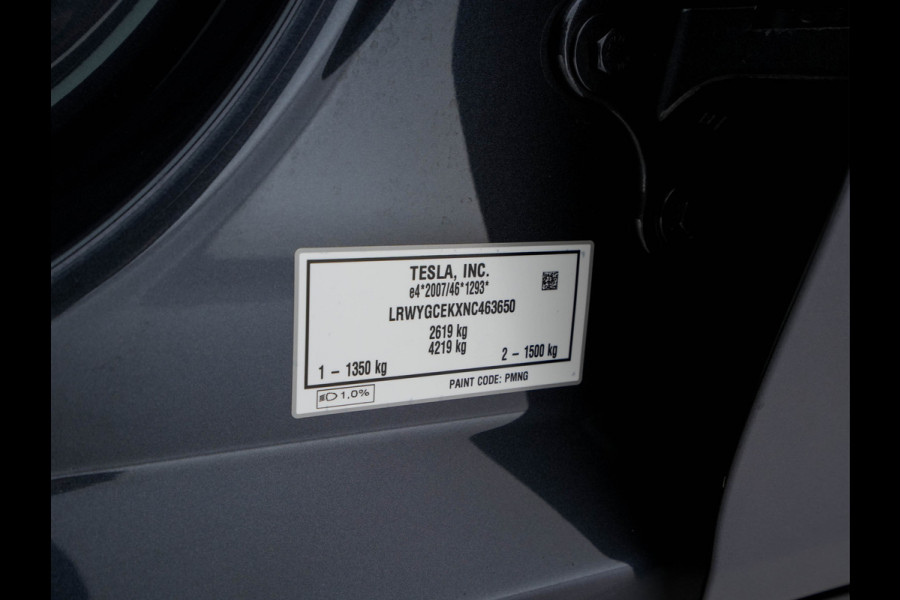 Tesla Model Y Long Range AWD 75 kWh [ 3-Fase-11kW ] {SOH-87%} (INCL-BTW) Aut. *PANO | AUTO-PILOT | LEATHER | NAVI-FULLMAP | MATRIX-LED | KEYLESS | CAMERA | DAB+ | HEATED-COMFORTSEATS | PRIVACY-GLASS | TOPVIEW |  19''ALU*