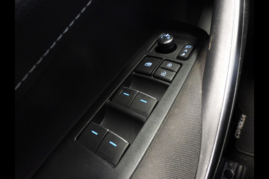 Toyota Corolla Touring Sports 2.0 Hybrid Dynamic NAVI/CAMERA/CLIMA/17"LMV!