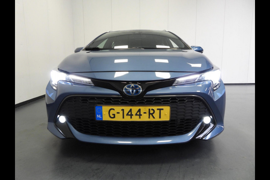 Toyota Corolla Touring Sports 2.0 Hybrid Dynamic NAVI/CAMERA/CLIMA/17"LMV!