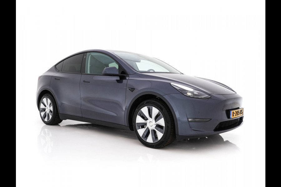 Tesla Model Y Long Range AWD 75 kWh [ 3-Fase-11kW ] {SOH-87%} (INCL-BTW) Aut. *PANO | AUTO-PILOT | LEATHER | NAVI-FULLMAP | MATRIX-LED | KEYLESS | CAMERA | DAB+ | HEATED-COMFORTSEATS | PRIVACY-GLASS | TOPVIEW |  19''ALU*
